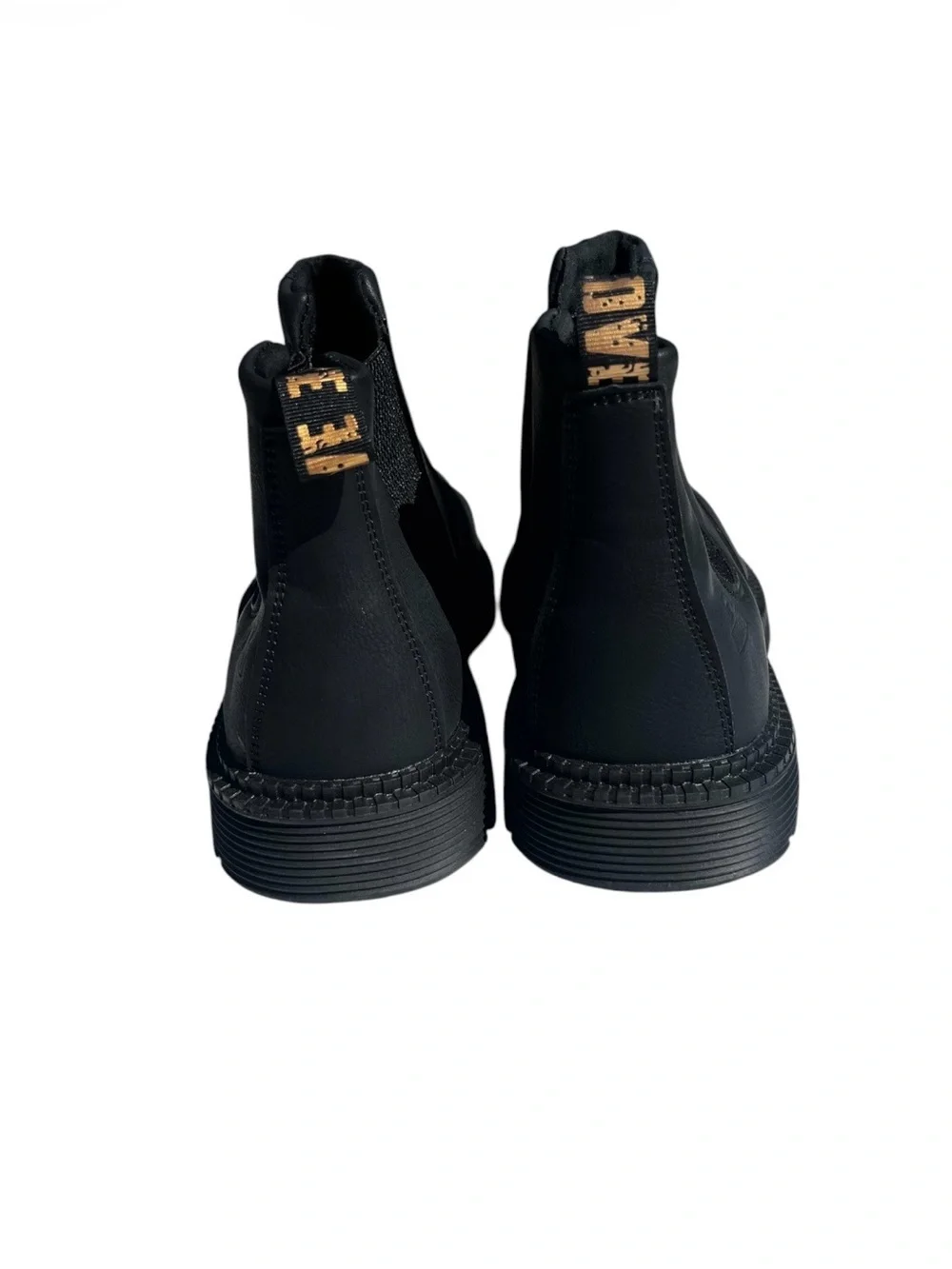 Men's Black Chukka Boot with Elastic Side Panels